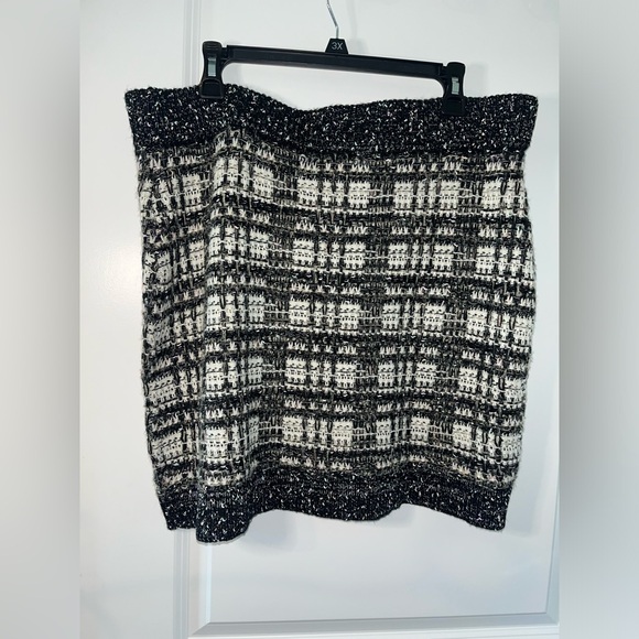 Caché Tweed Glitter Knit Pearl Embellished Faux Pocket Trimming Skirt Sz Large - Picture 4 of 11